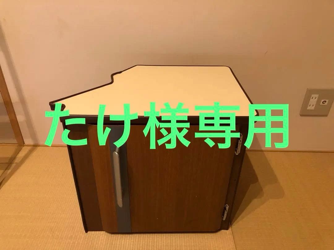 ハイエース200系ワイドキャブコンキャンピングカー専用 シューズBOX