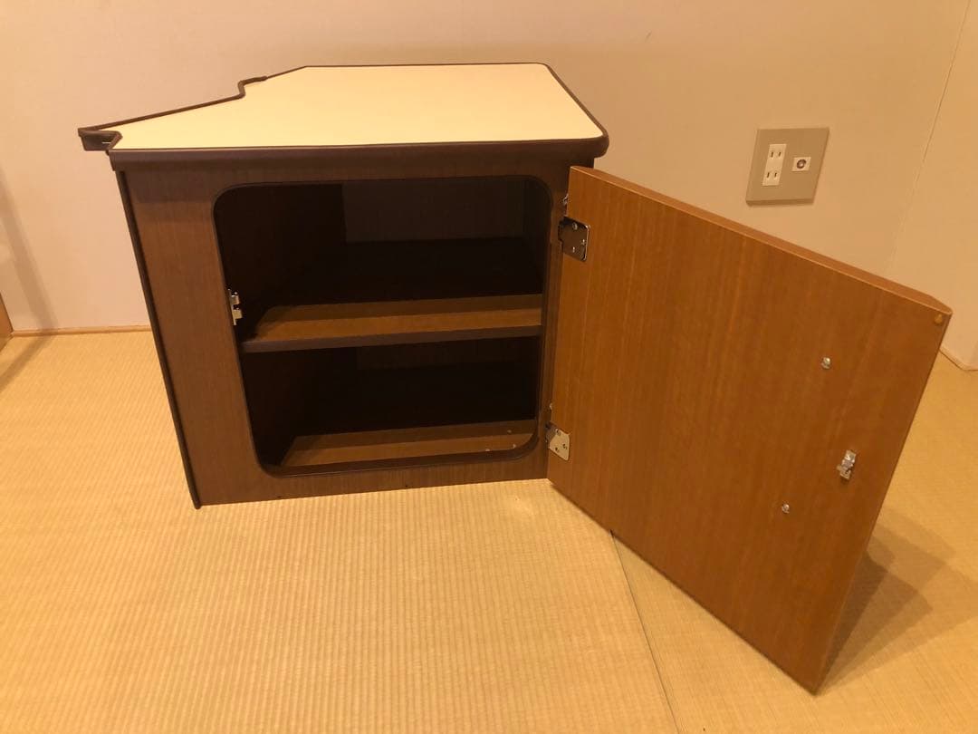 ハイエース200系ワイドキャブコンキャンピングカー専用 シューズBOX