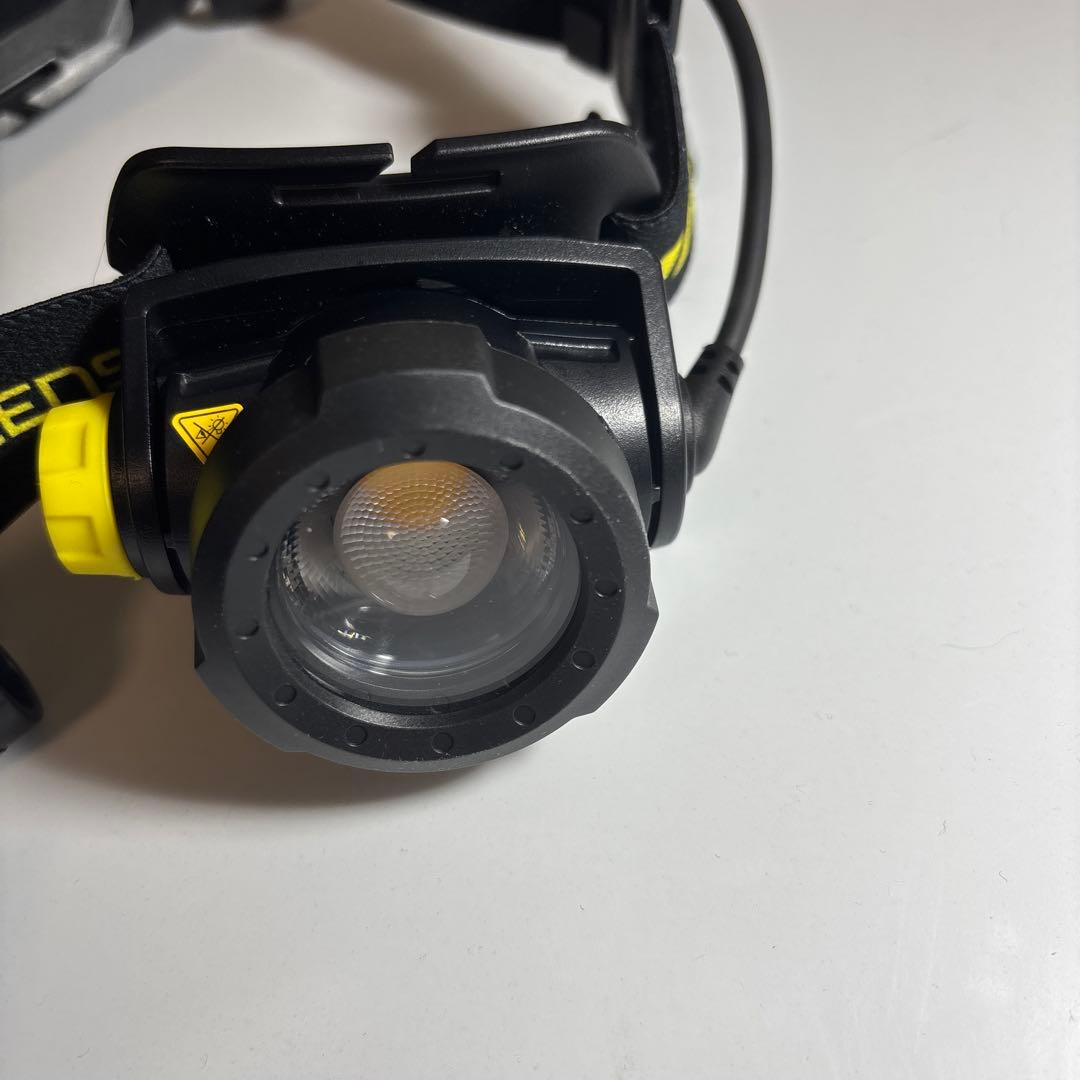 LED LENSER 充電式ヘッドライト