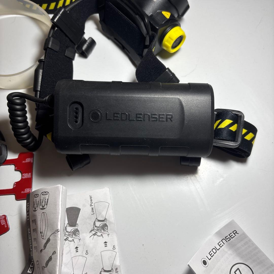 LED LENSER 充電式ヘッドライト