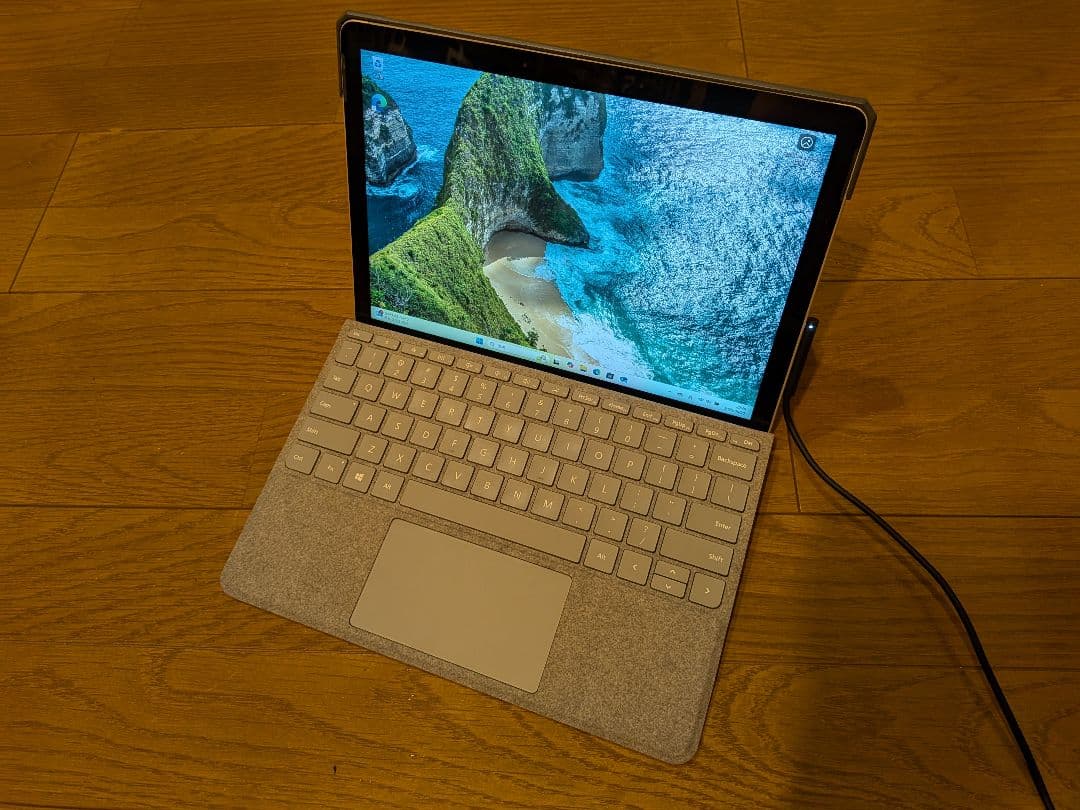 Surface Go 2 LTE - 256GB / USキーボード付き