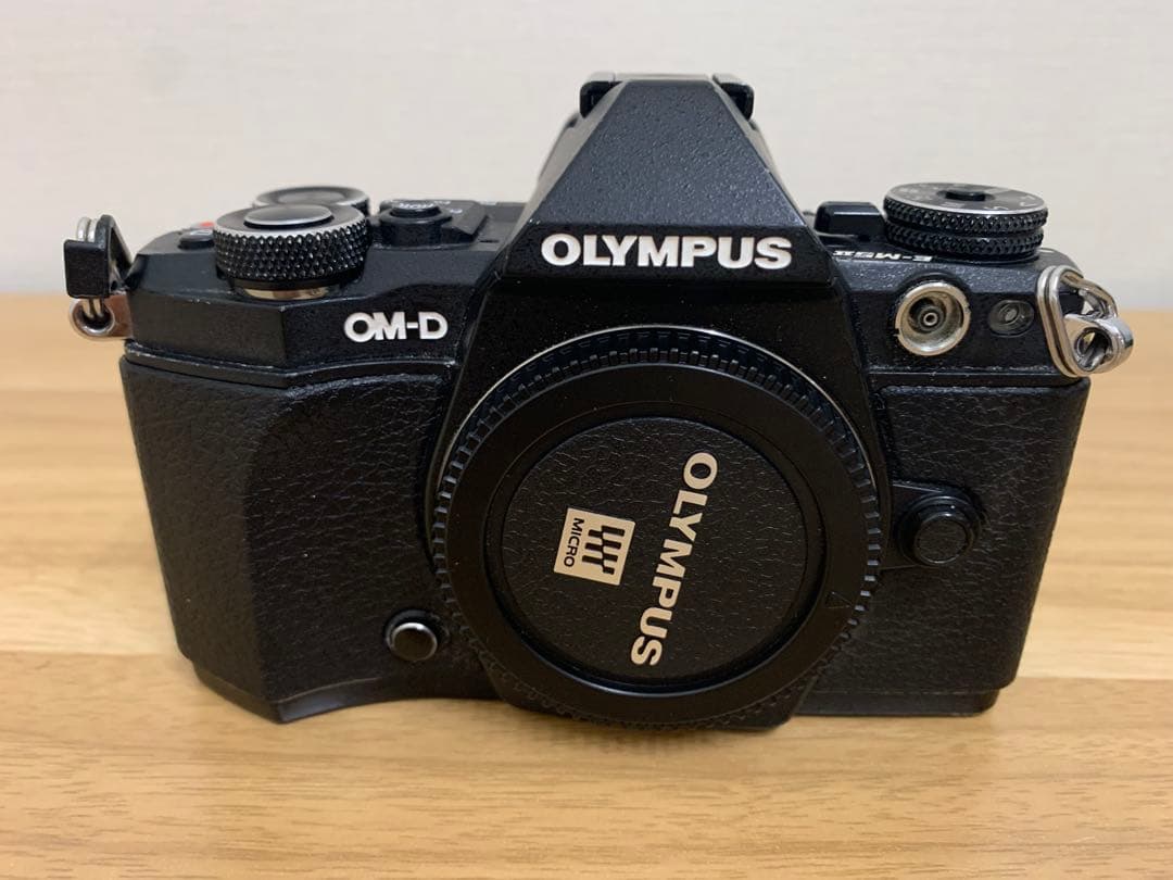 OLYMPUS OM-D E-M5 Mark ブラック 訳あり ジャンク品