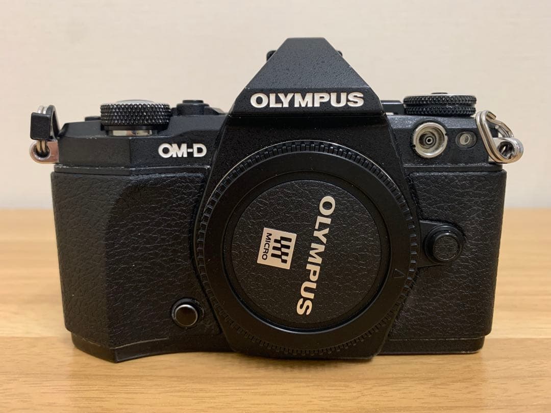 OLYMPUS OM-D E-M5 Mark ブラック 訳あり ジャンク品