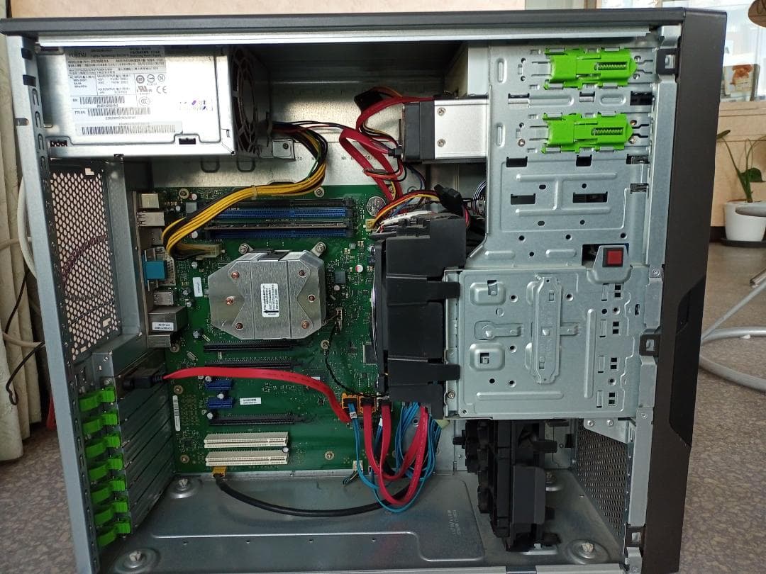 Windowsデスクトップ FUJITSU CELSIUS W520