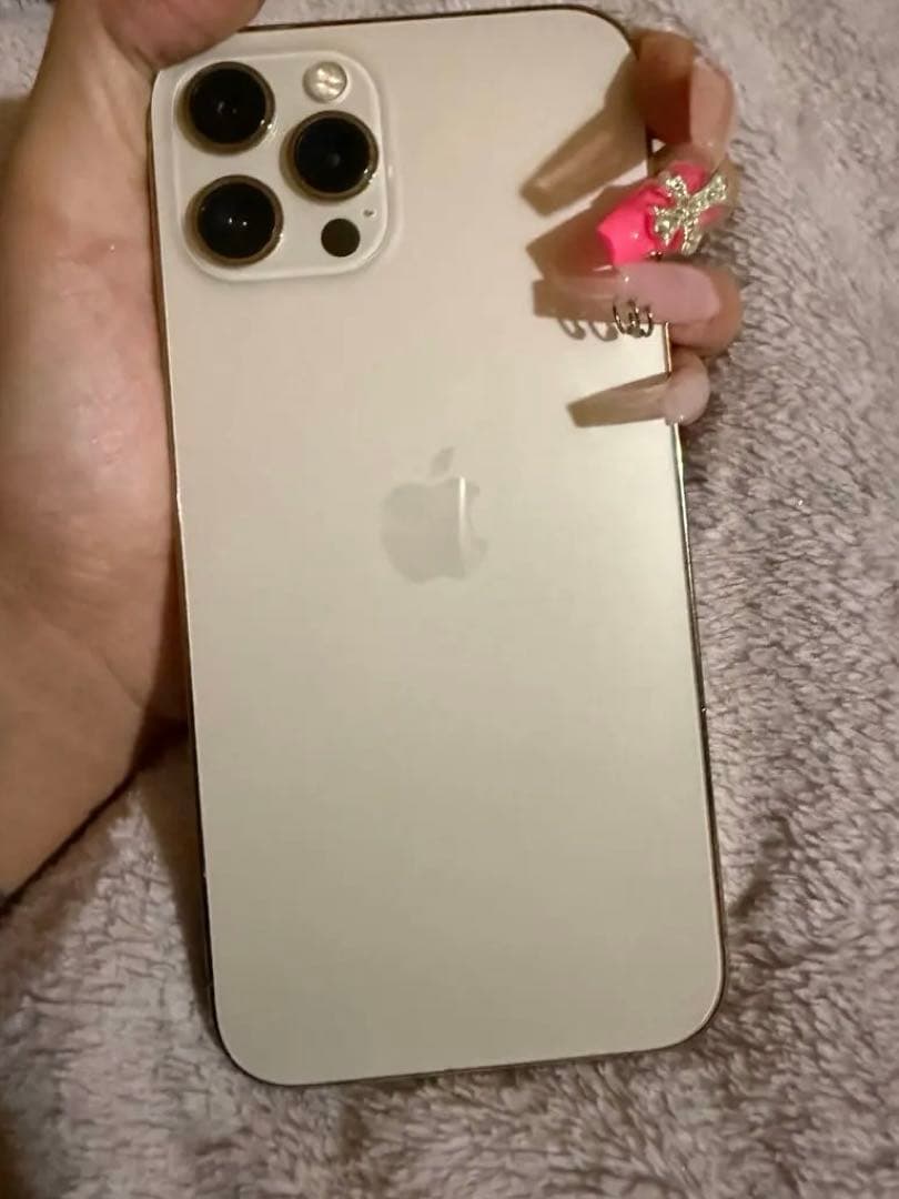 iPhone 12pro max 256GB SIMロック解除済