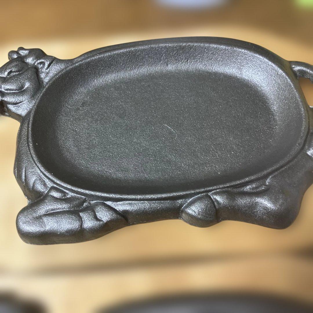 未使用　牛型　ステーキ皿　4枚セット　鉄板　グリルパン【本日限定価格】