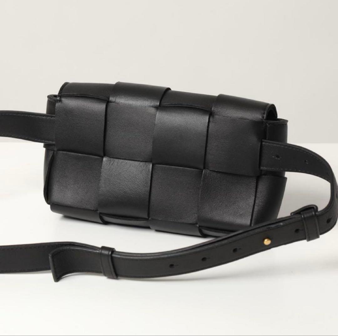 BOTTEGA VENETA ボッテガヴェネタ ボディバッグ 668572