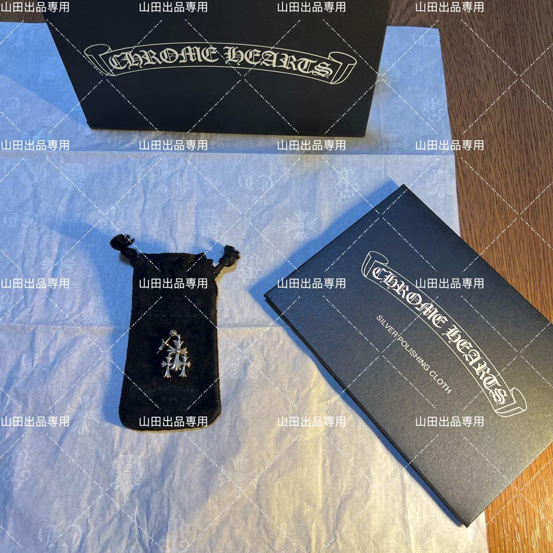 アクセサリー Chrome Hearts Triple CH Cross Pierce
