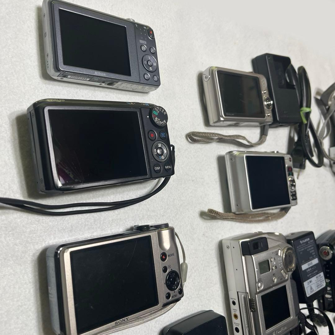 S*H様 デジカメ　14台まとめ売り《ジャンク》