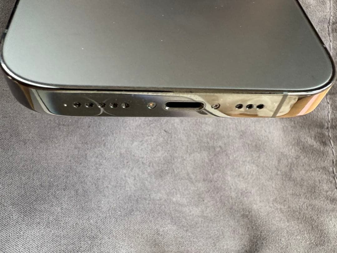 美品　Apple iPhone 14 Pro 256GB スペースブラック