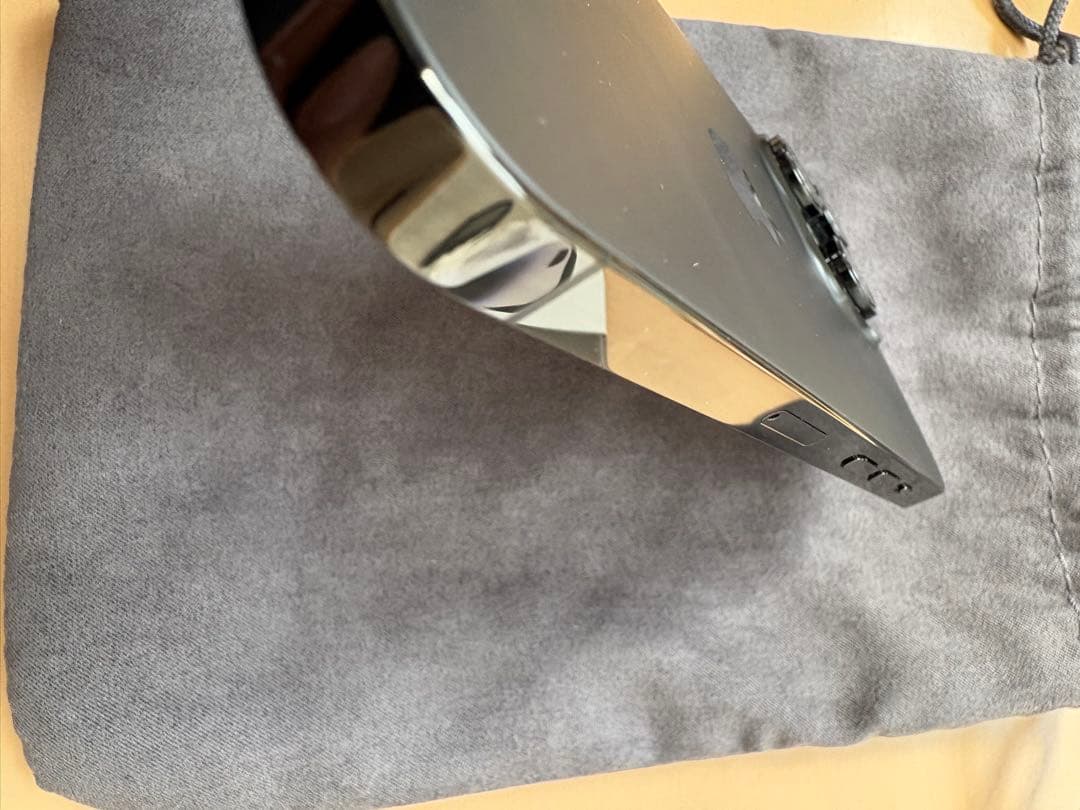 美品　Apple iPhone 14 Pro 256GB スペースブラック