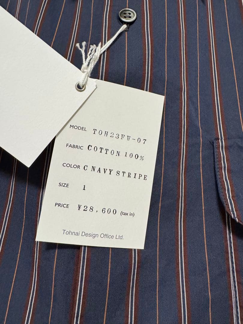 新品 TOHNAI レギュラーカラーシャツ ネイビーストライプ