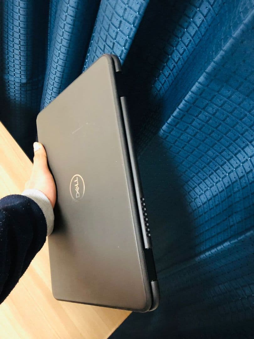 DELL Latitude 3310 タッチスクリーン ノートPC