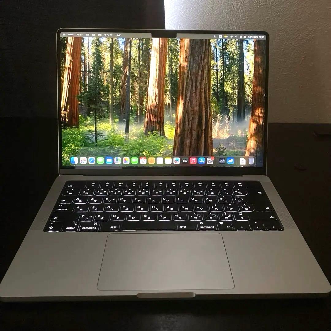 ￼MacBook Pro M1 MAX 14インチ32コア 64g 4tb