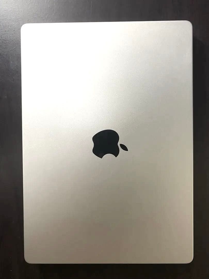 ￼MacBook Pro M1 MAX 14インチ32コア 64g 4tb