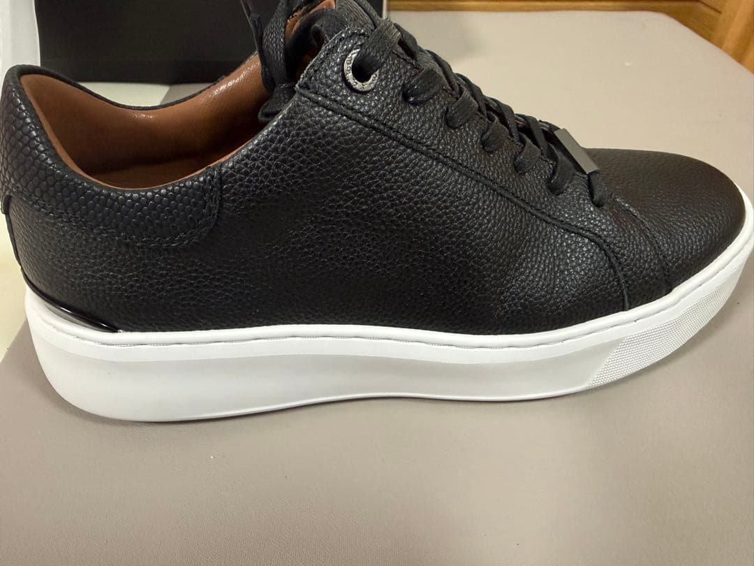 アウール　DEVICE1 スニーカー　美品 サンドリザード