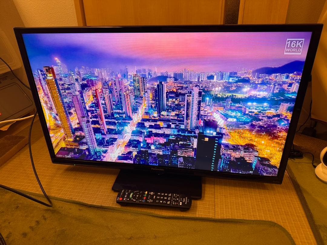 Panasonic　パナソニック 32型 テレビ TH-32G300 映り綺麗！