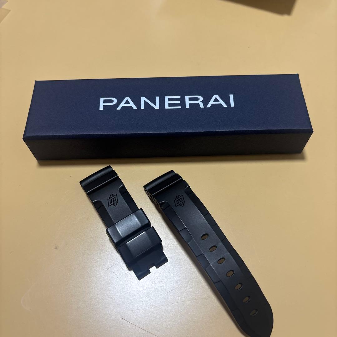 PANERAI ブラック ラバーベルト ボックス付き