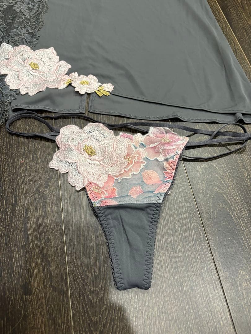 【salute】03G 4点セット C65 M