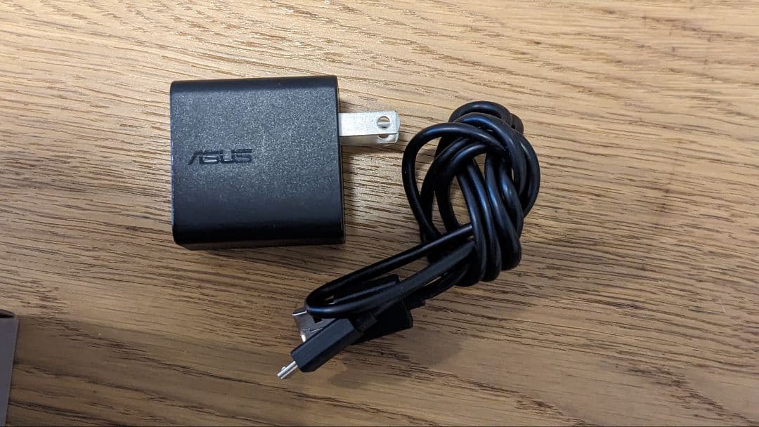 【美品】ASUS TransBook T101HA メタルグレー 本体