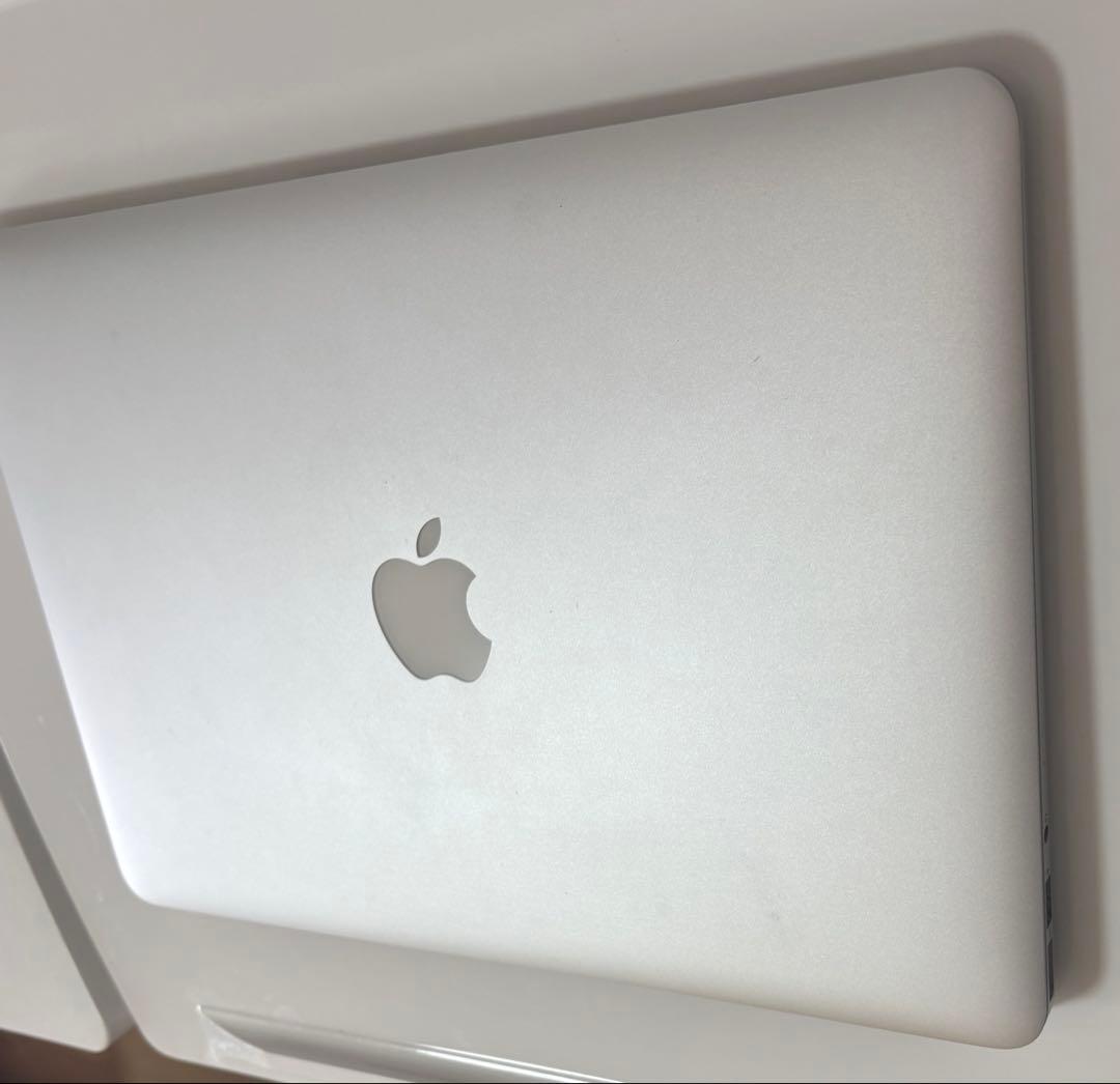 MacBook本体 MacBook Air (13-inch, Early 2014) 256GB