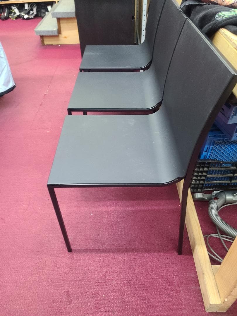 CASSINA IXC LIVIT ULTRA スタッキングチェア 3点セット