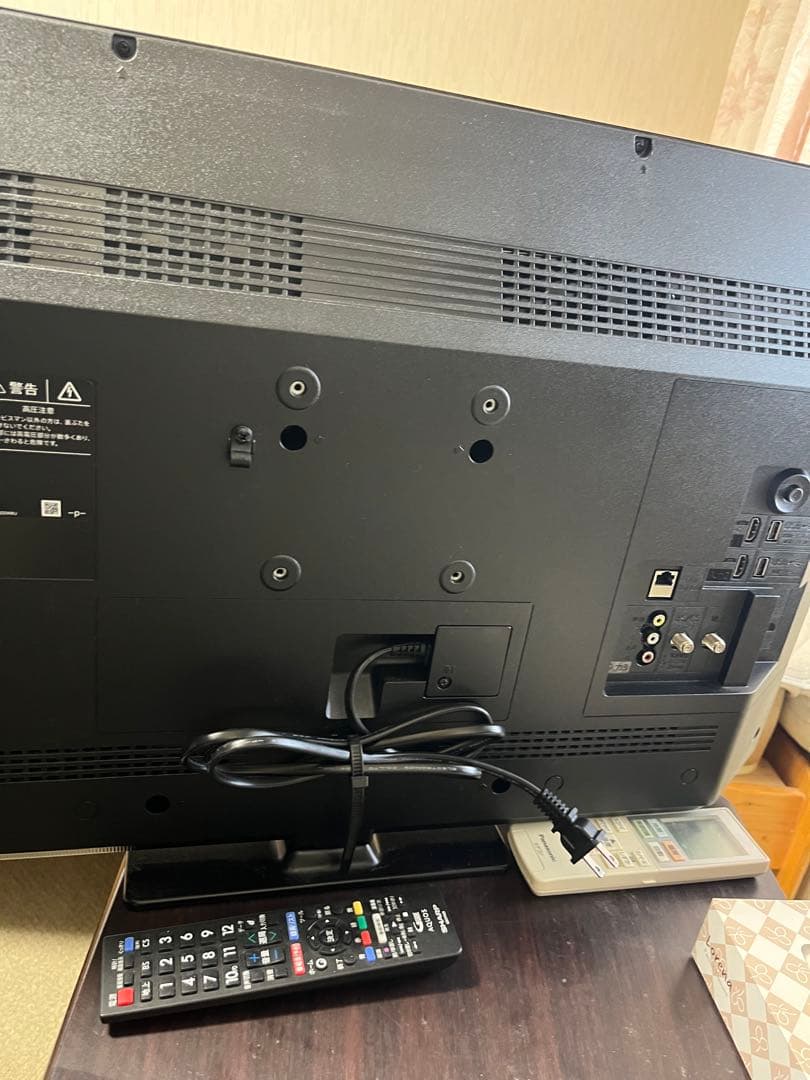 テレビ　SHARP AQUOS 2T-C32DE