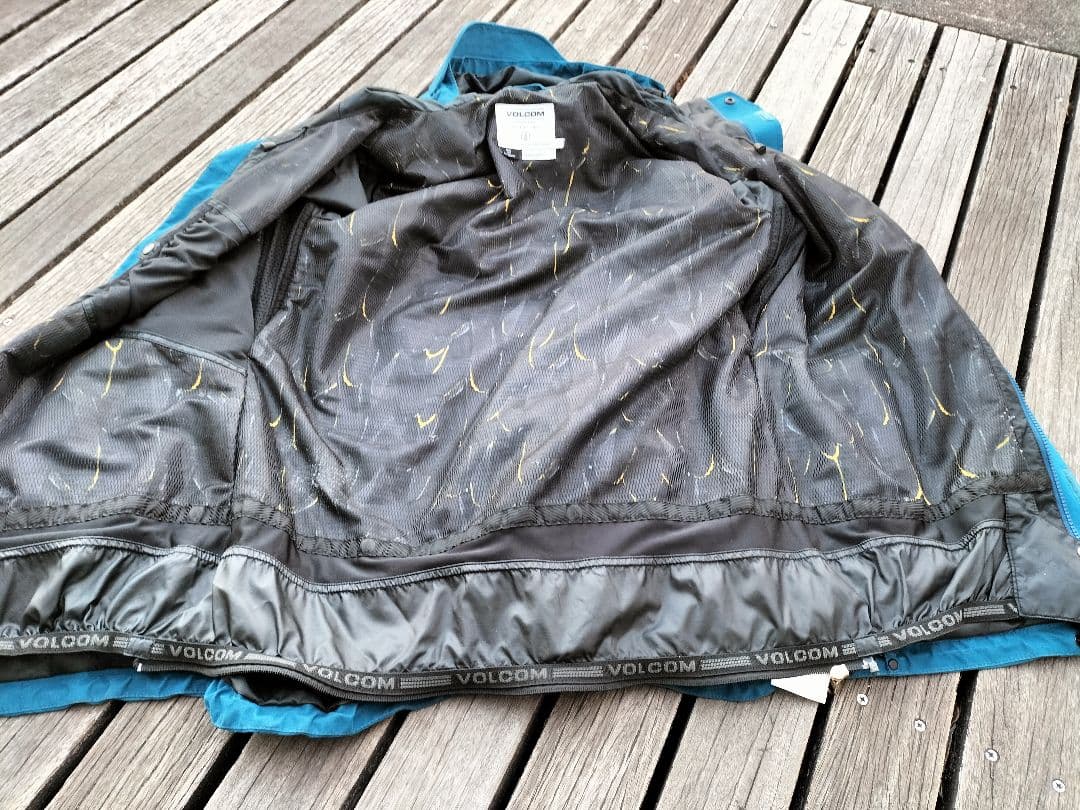 VOLCOM スノボウェアセットアップ ボルコム　M