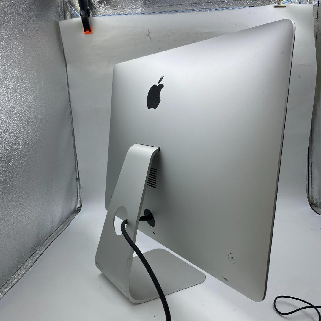 iMac 21.5インチ Late2015 i5-5250U 1.6GHz