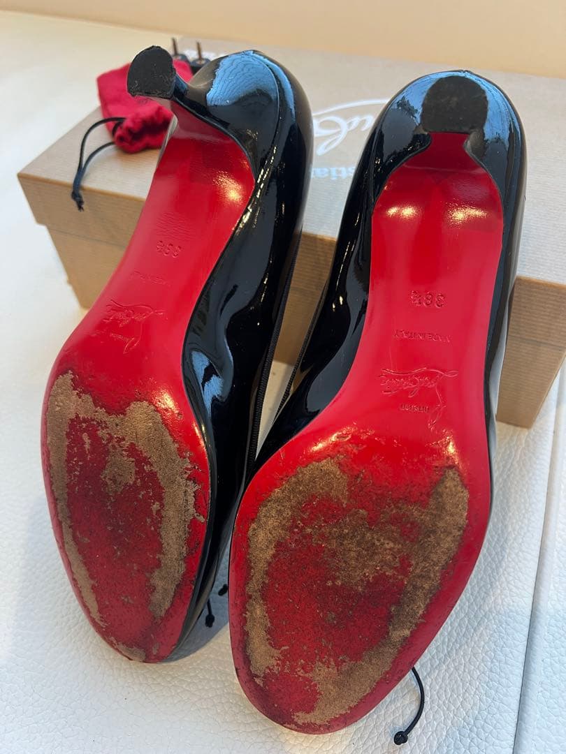 12/22まで値下げ‼️Christian Louboutin 黒バレエ38.5