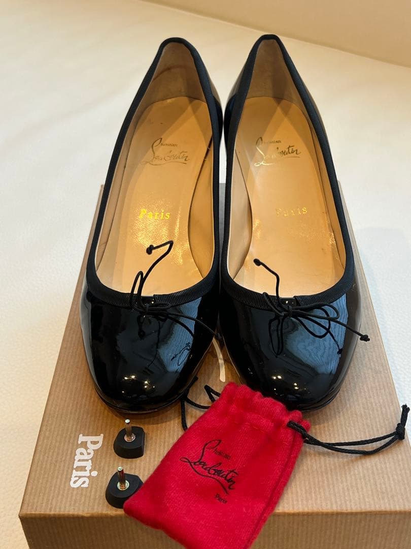 12/22まで値下げ‼️Christian Louboutin 黒バレエ38.5