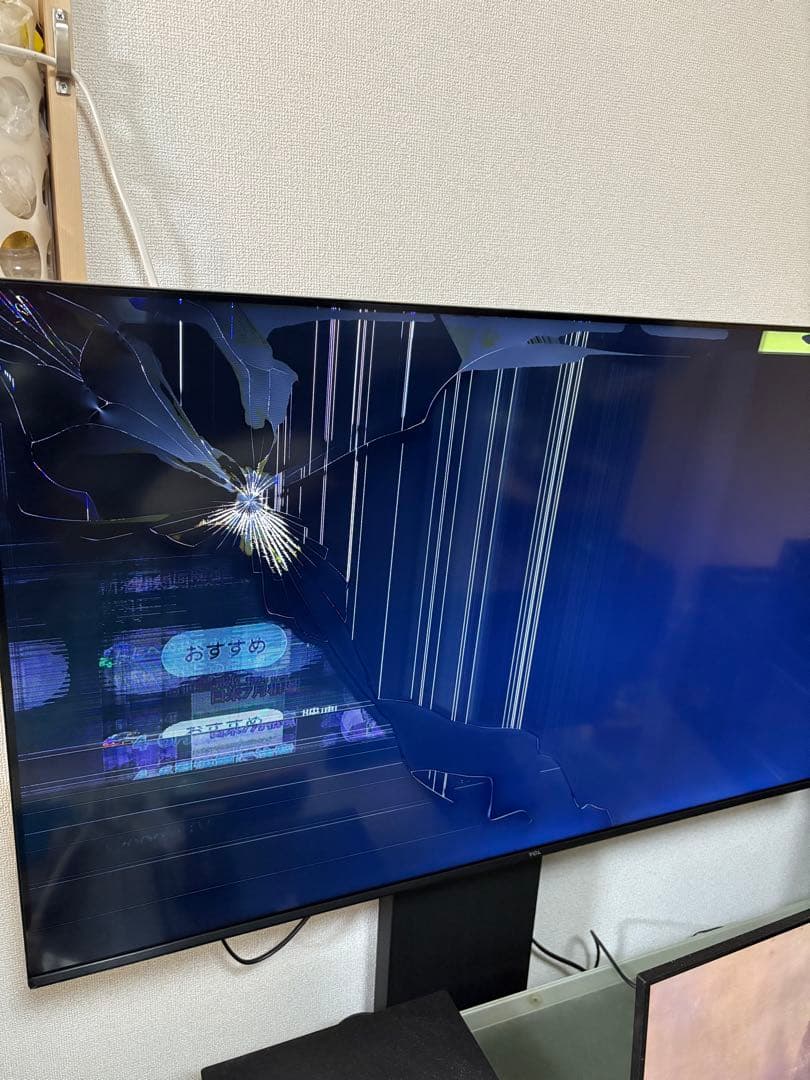 50V6C/P6シリーズ 液晶テレビ 本体 ひび割れあり2025年製