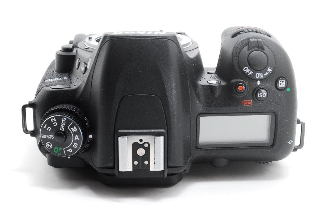 Nikon D7500 標準＋望遠レンズセット【Wi-Fi搭載】