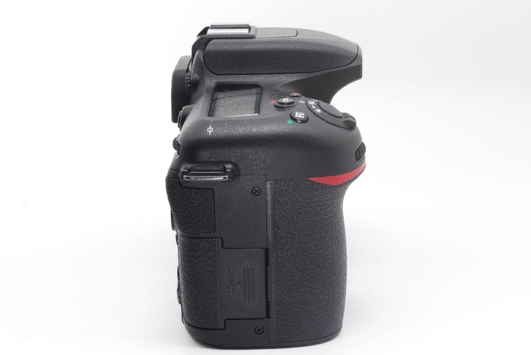 Nikon D7500 標準＋望遠レンズセット【Wi-Fi搭載】