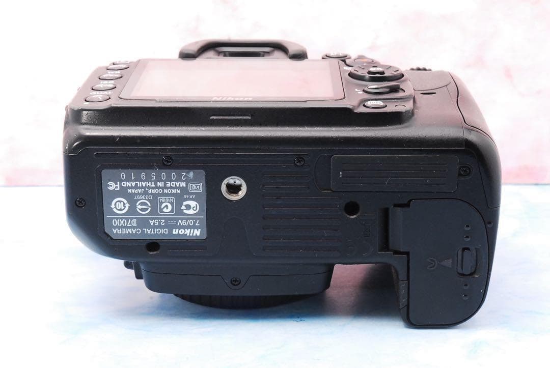 Nikon D7000★Wレンズ★一眼レフカメラ★人気機種★高速連写＆高画質