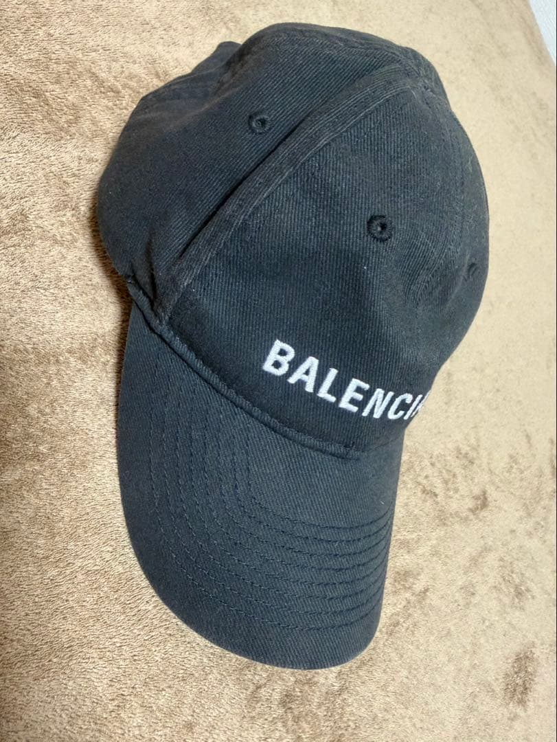 Bicky@限定セール中 ／BALENCIAGA 黒 キャップ