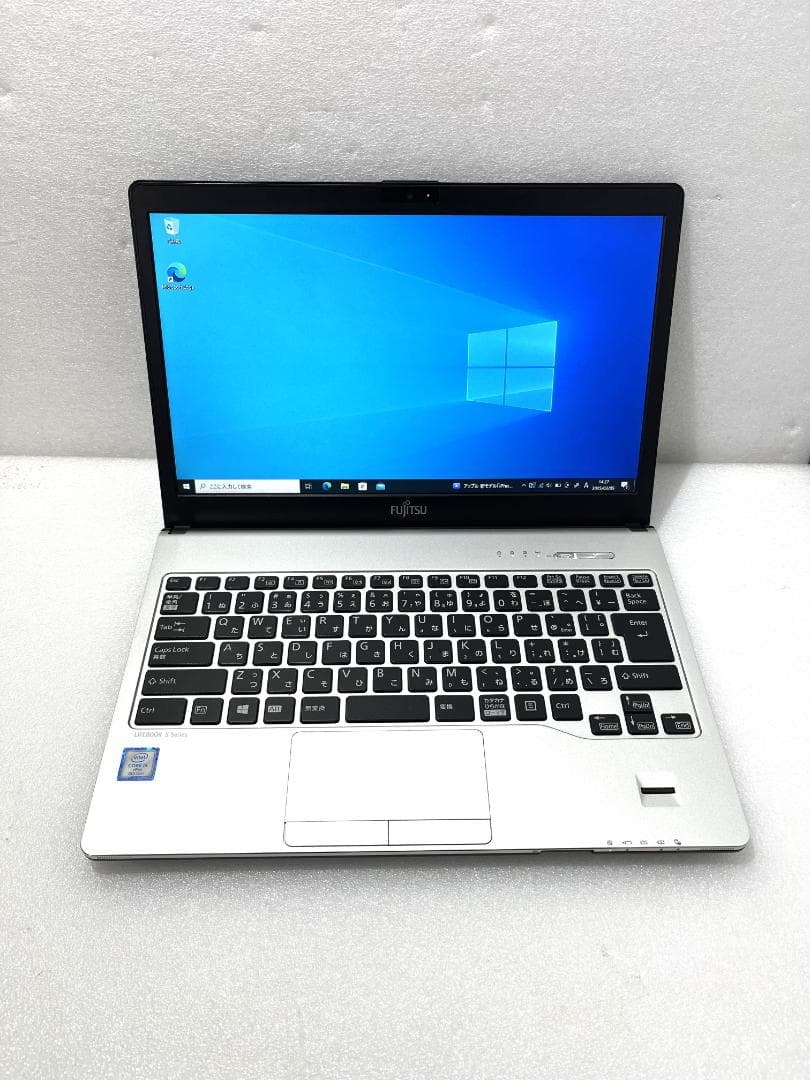 8世代i5＋SSD256G＋8Gメモリ 軽量 富士通 S938/S 持ち運び便利