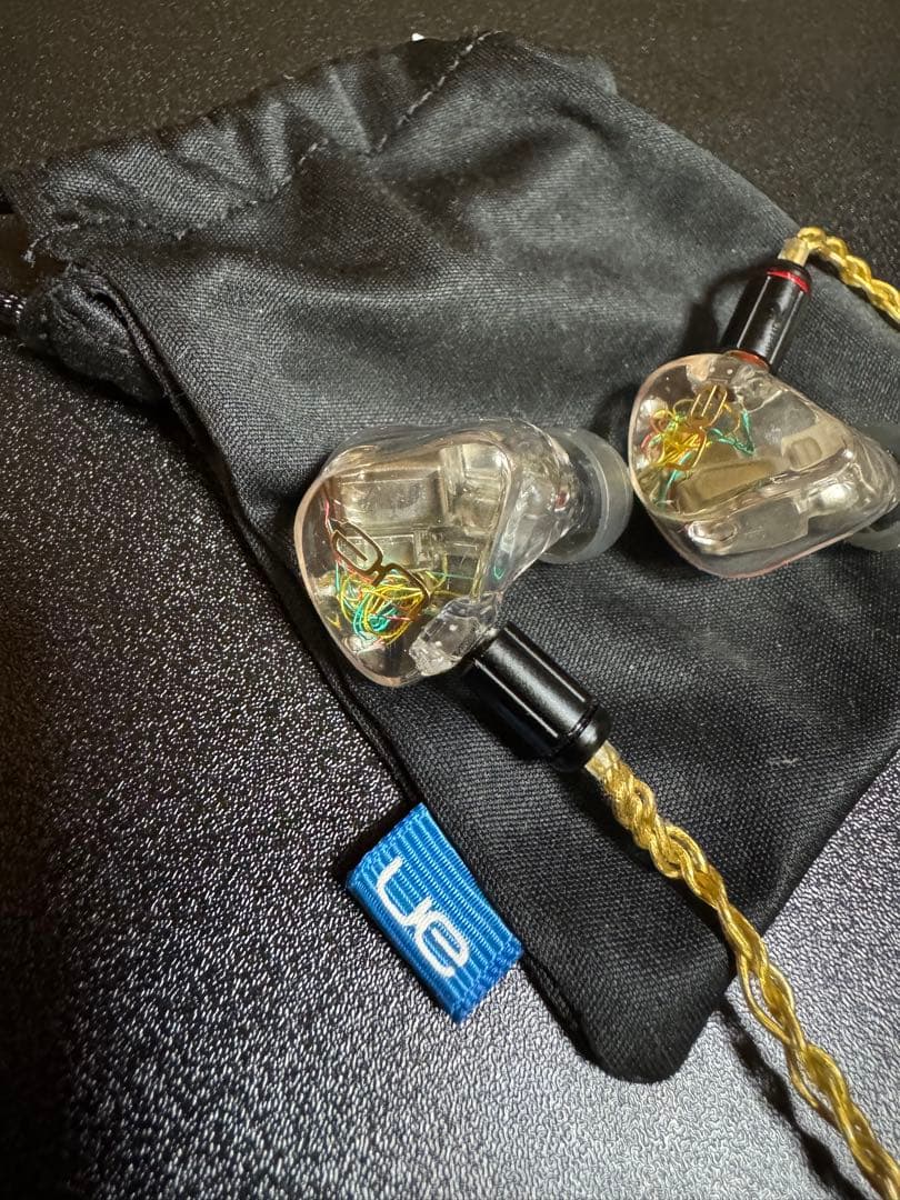 タ*チ様 Ultimate Ears UE RR to Go