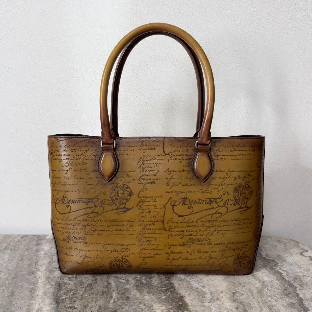 限定 定価49万円 ベルルッティ トゥジュールミニ スクリットレザートートバッグ