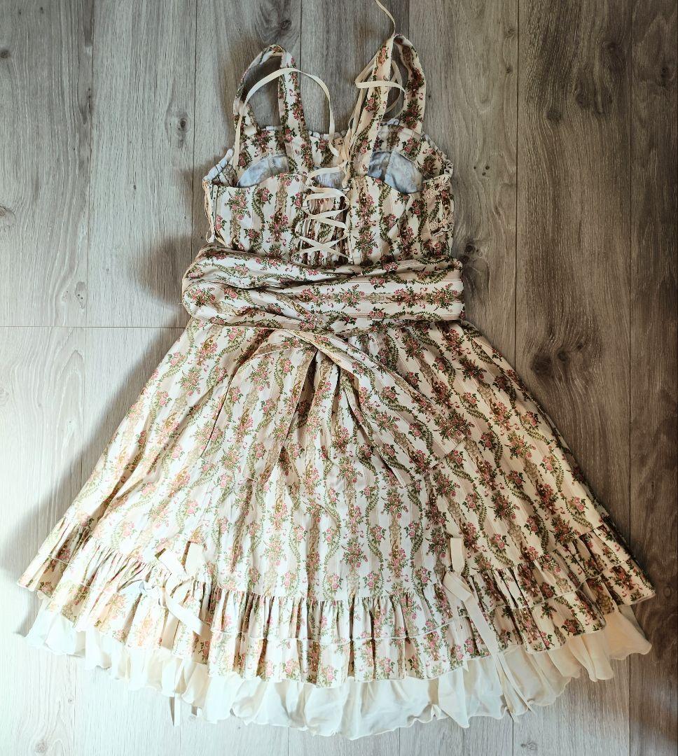 【極美品】BODY LINE ロリィタ 2点セット（ミリタリー＆花柄クラシック）