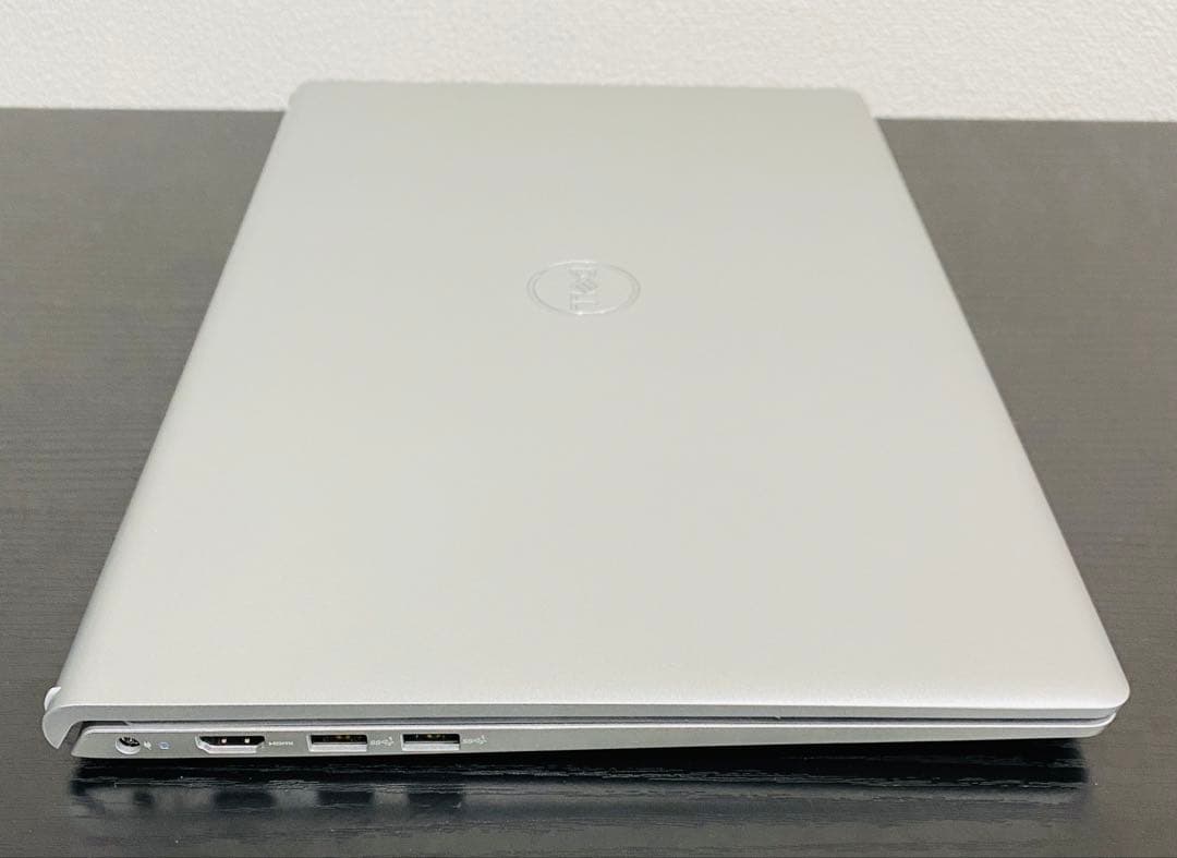 Inspiron 15 3520 NI375-EHHBSC [プラチナシルバー]