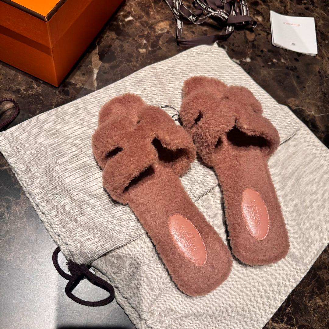 HERMES オラン ボア ムートン Hモチーフ フラット サンダル ミュール