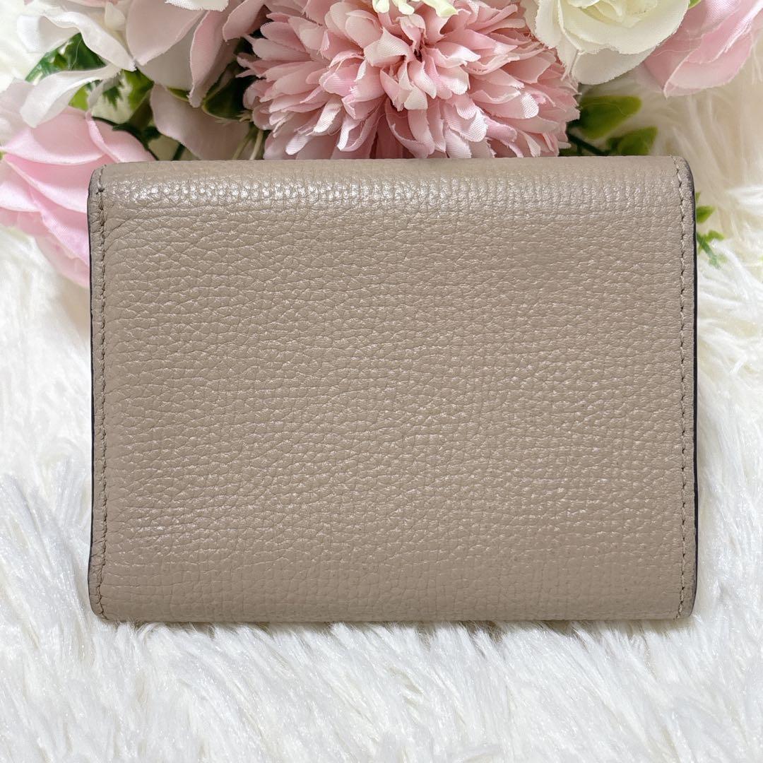 人気カラー✨LOEWE アナグラム トライフォールド ウォレット 三つ折り財布