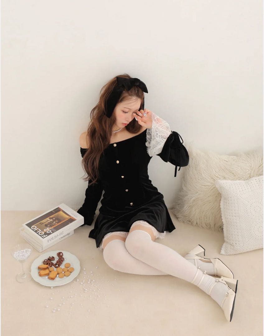 エムエメ Classical velvet mini onepiece