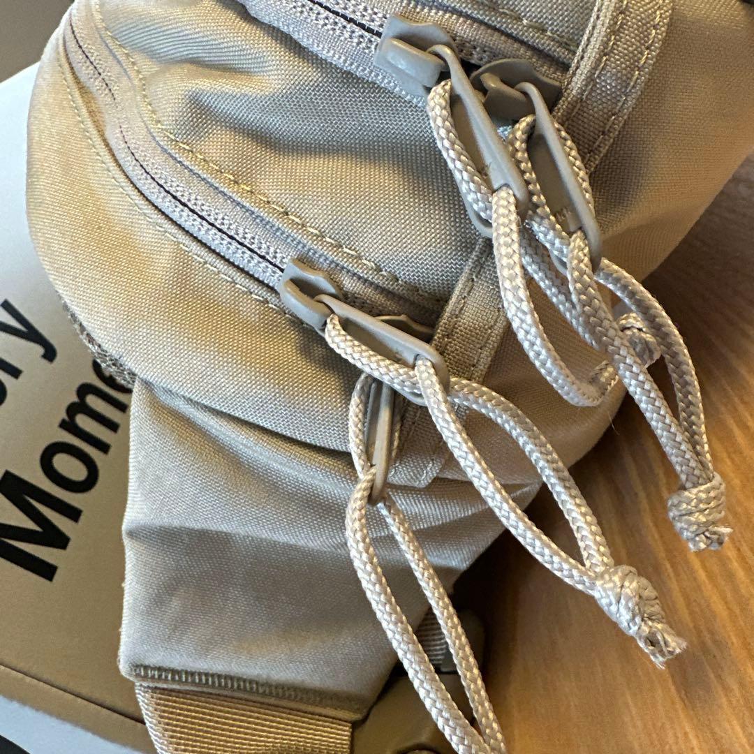 Hugoo ヒップシート　カームベージュ