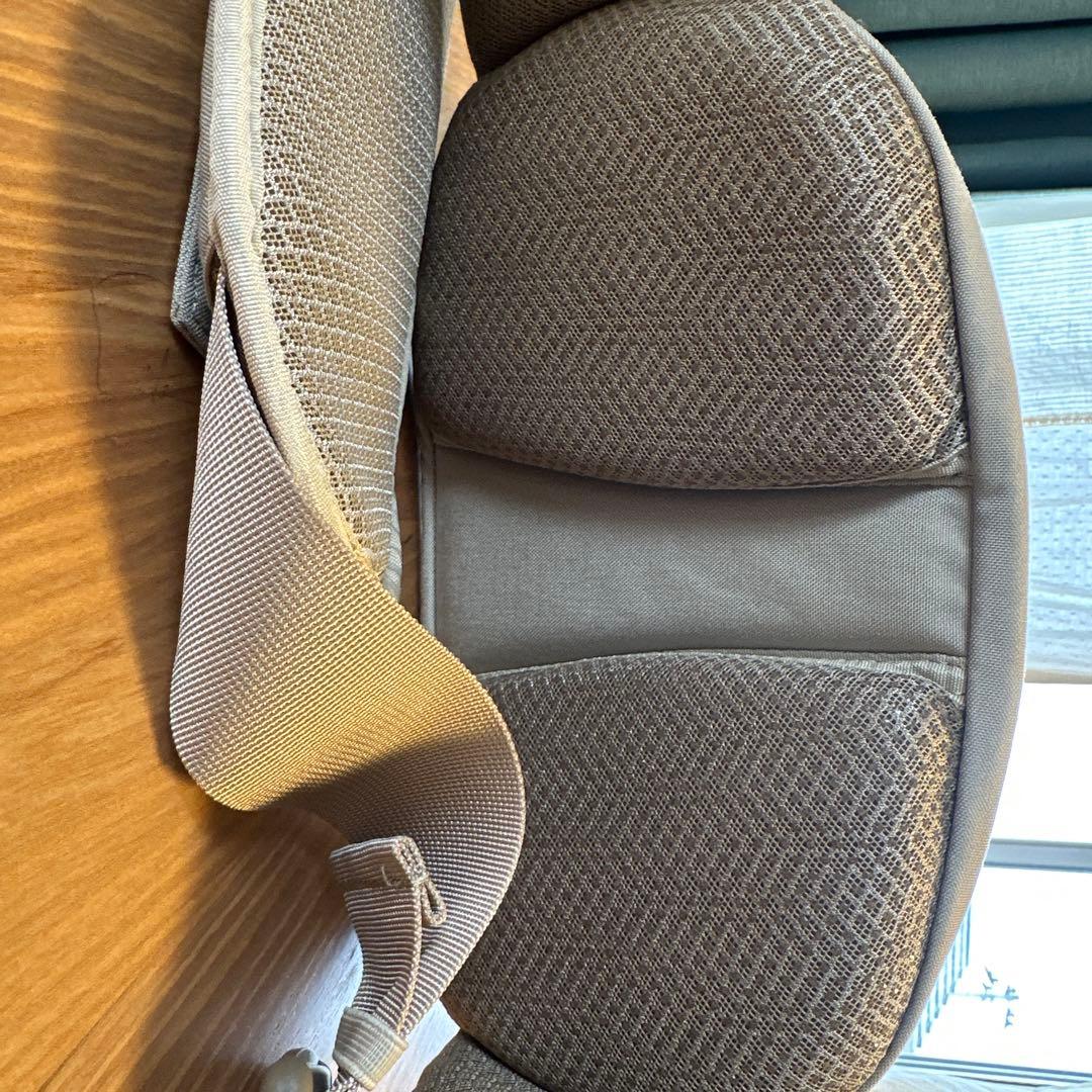 Hugoo ヒップシート　カームベージュ