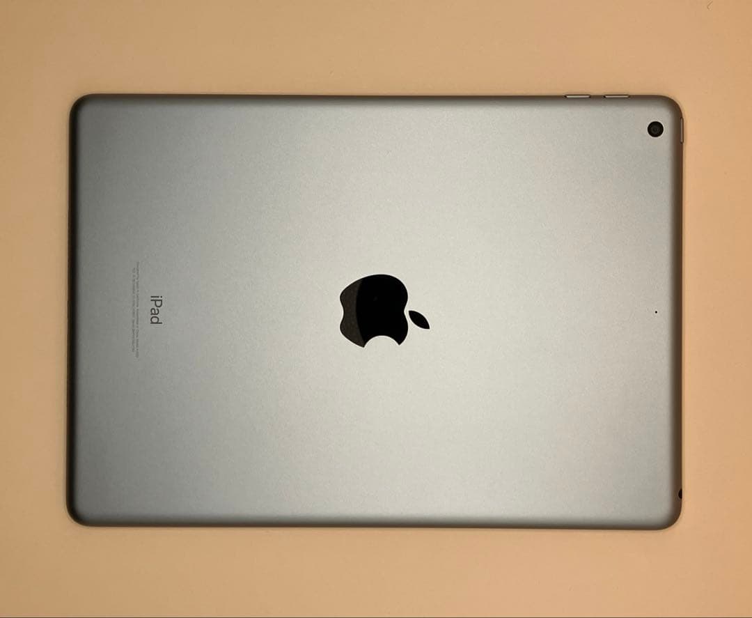 Apple iPad 第6世代 128GB Wifiモデル