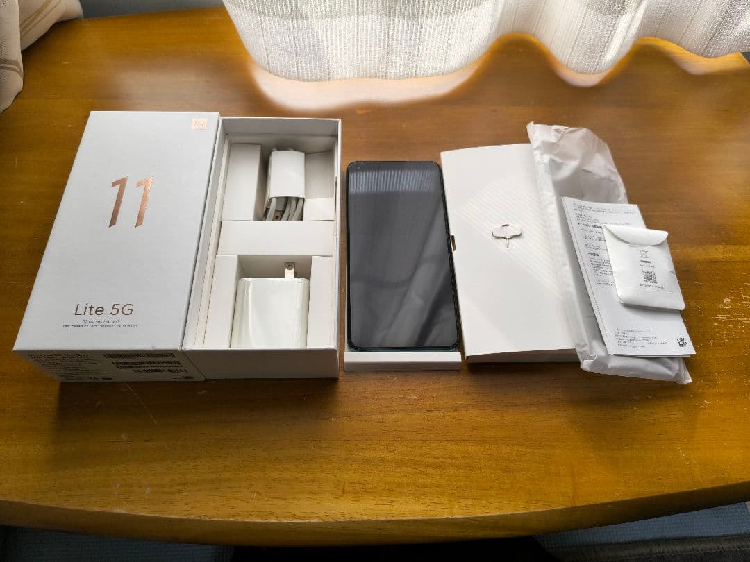 Xiaomi 11 Lite 5G ミントグリーン 本体付属品一式 画面割れあり
