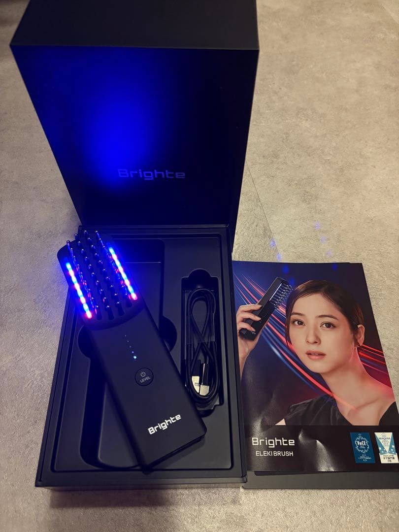 美品Bright ELEKI BRUSH 佐々木希 美顔器