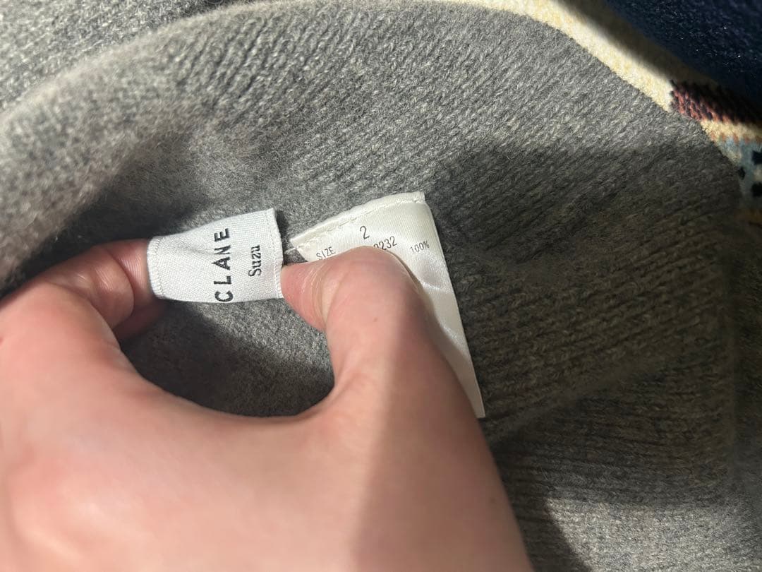 CLANE W FACE CENTER SLIT KNIT TOPS グレー